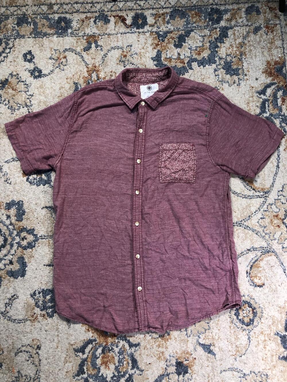 On The Byas Shirt Mens Large Red Solid Short Sleeve Button Up Pocket Casual
